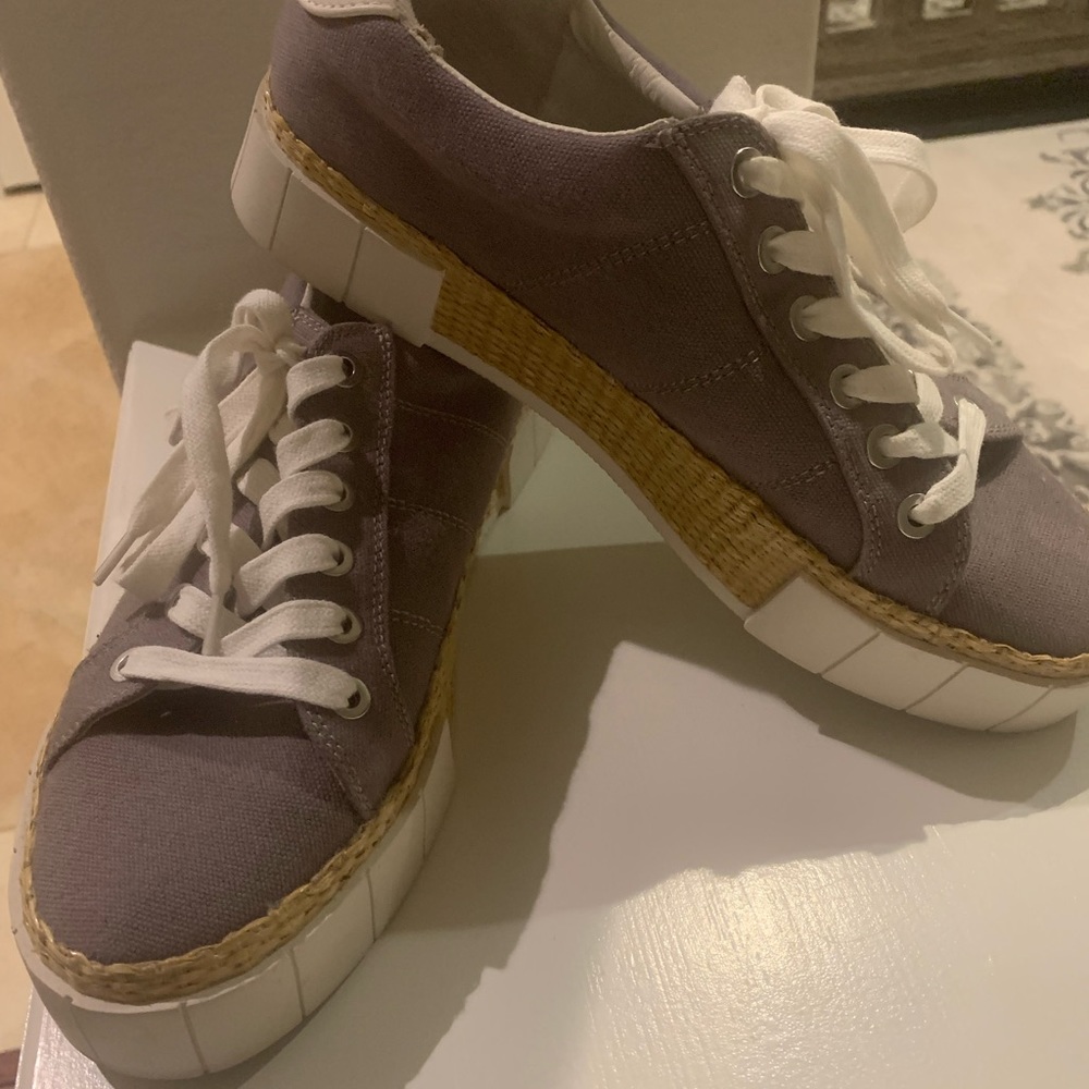 Dolce Vita Shoes Dolce Vita Tala Women's Espadrille Platform Sneakers Size 10